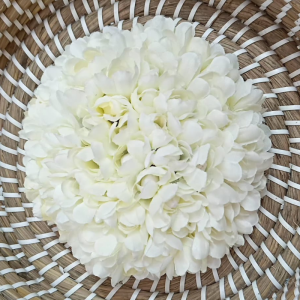 আর্টিফিশিয়াল ফুটন্ত বেলি ফুলের খোপা 